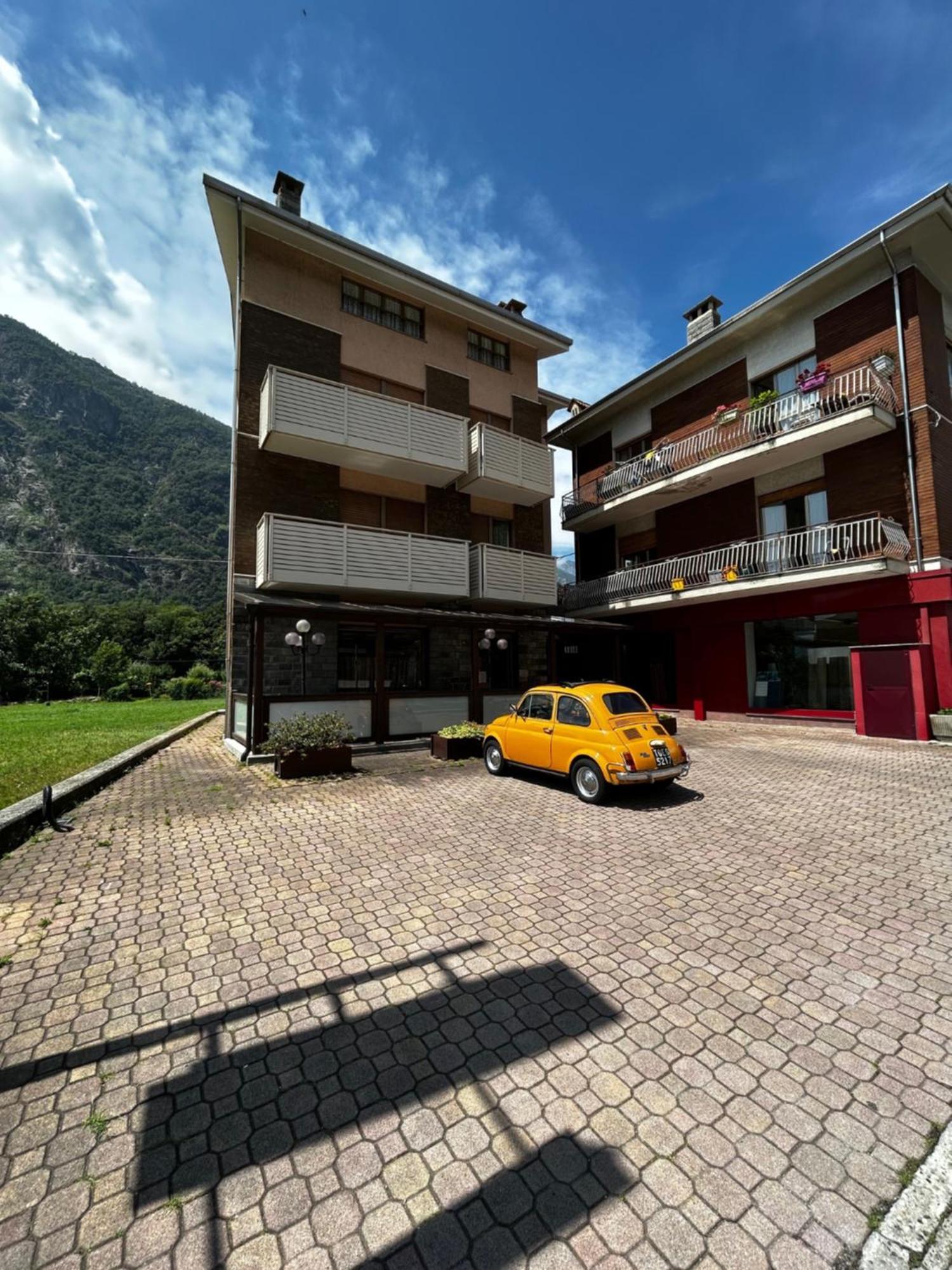 Albergo Carla Pont-Saint-Martin Exterior photo